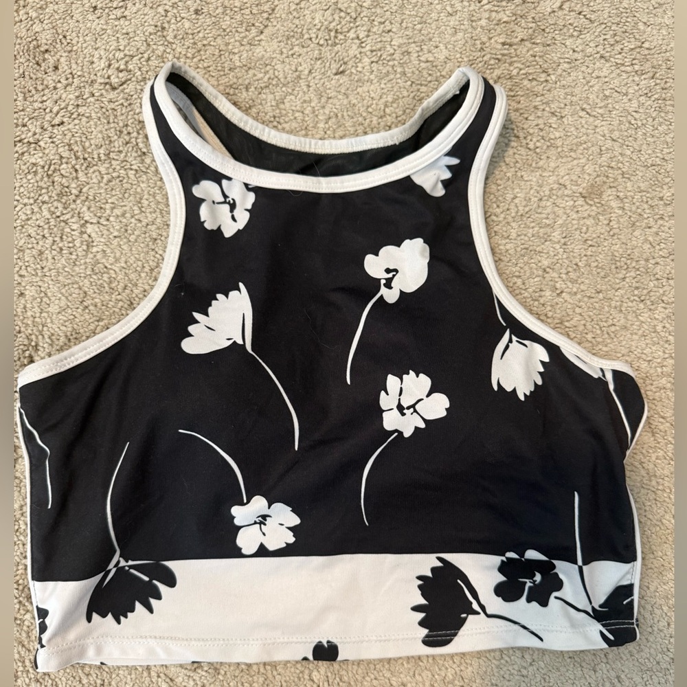 Fabletics Black and White Sleeveless Crop Tank Top